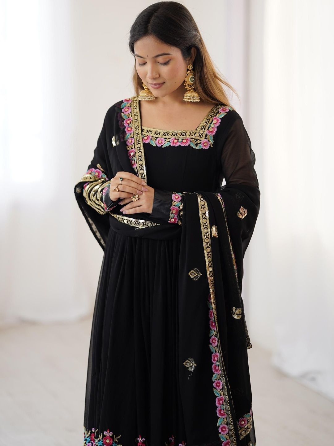 Long sleeved suhagan suit
