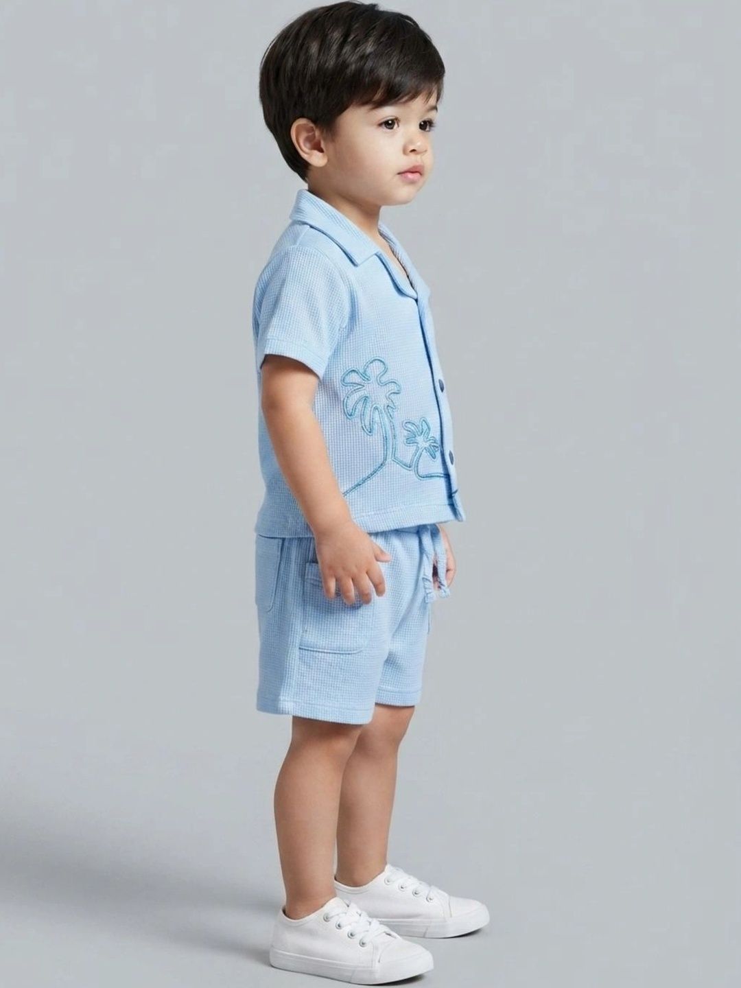 Beach kids wear