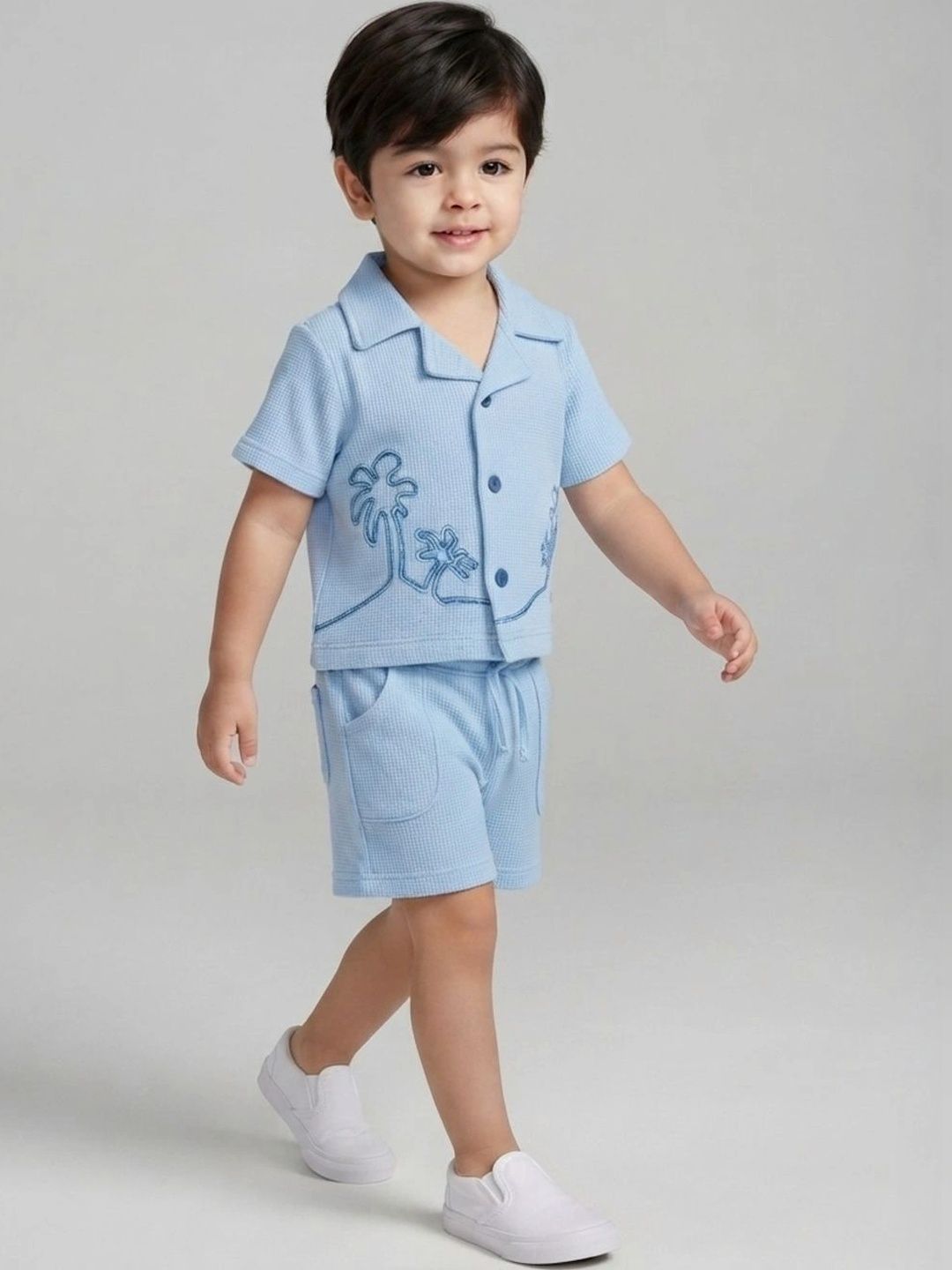 Beach kids wear